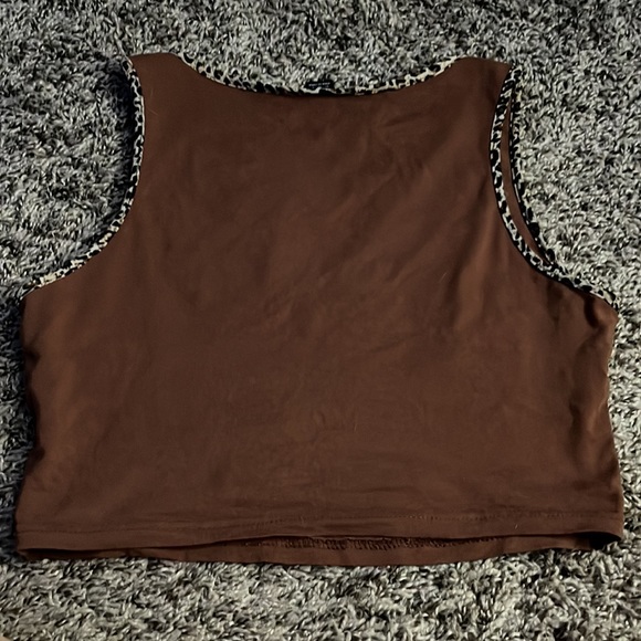 SHEIN leopard print crop top, worn once, no pilling - Picture 3 of 3